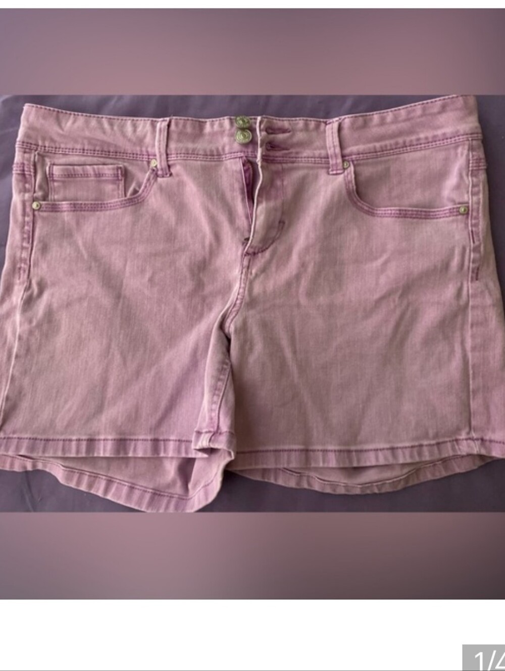Jayden OG Delia’s lavender cotton Bermuda shorts 15/16 gently preloved no flaws!